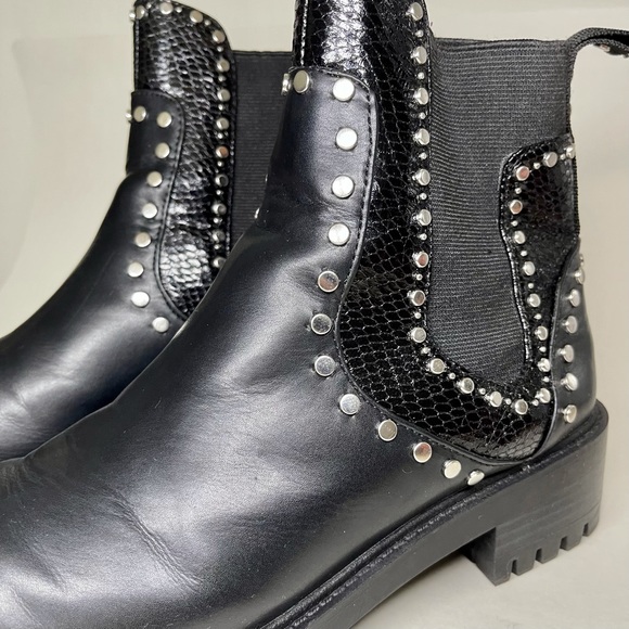 Meet your Posher, Roxy - Picture 8 of 12